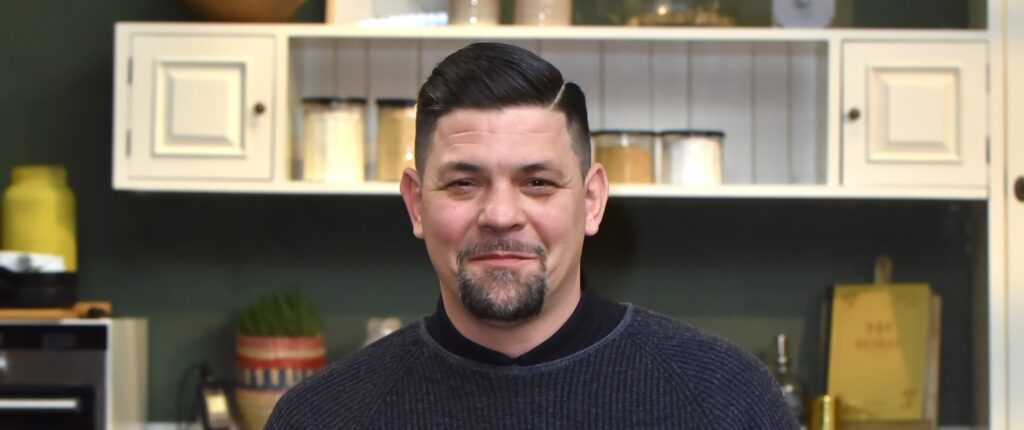 Tim Mälzer kocht mit Menschen mit Downsyndrom